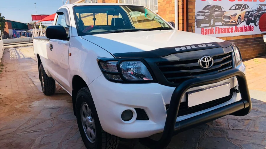 Used  2011 Toyota Hilux 2.5D-4D SRX - SG Cars