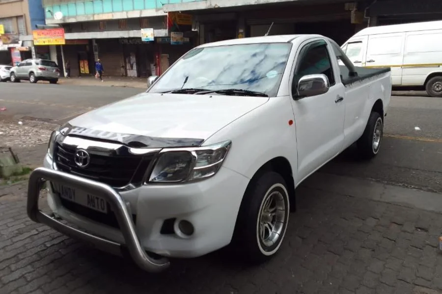 Used 2016 Toyota Hilux 2.0 S - Andy Auto Used 2016 Toyota Hilux 2.0 S - Andy Auto