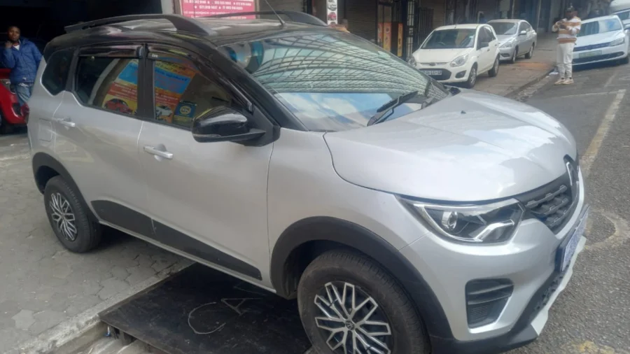 Used 2024 Renault Triber 1.0 Dynamique - Carmart Auto Dealer Used 2024 Renault Triber 1.0 Dynamique - Carmart Auto Dealer