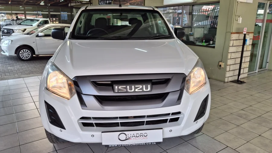 Used 2021 Isuzu D-Max Gen 6 250 double cab Hi-Ride manual - Quadro Motors Used 2021 Isuzu D-Max Gen 6 250 double cab Hi-Ride manual - Quadro Motors