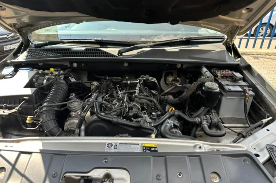 Used 2015 VW Amarok 2.0BiTDI double cab Highline - Happy DC Motors Used 2015 VW Amarok 2.0BiTDI double cab Highline - Happy DC Motors