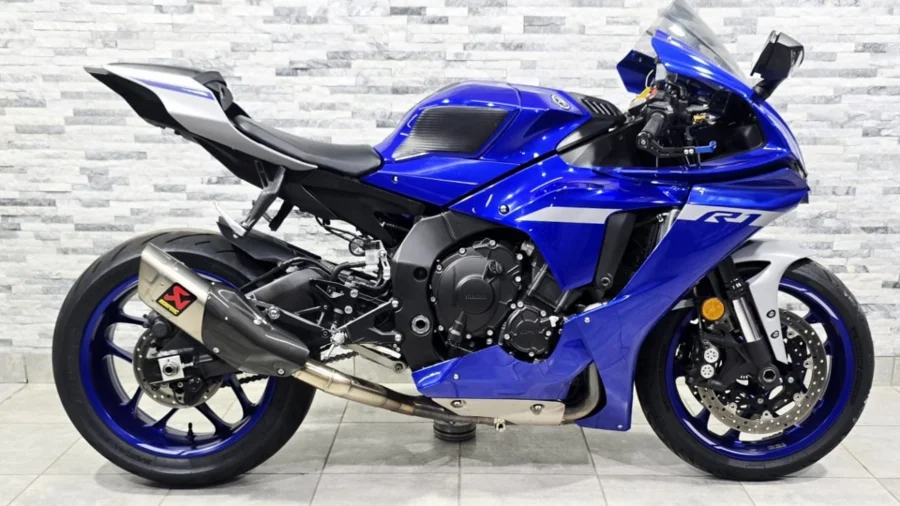 2021 Yamaha YZF R1 - JMD Motorcycles 2021 Yamaha YZF R1 - JMD Motorcycles