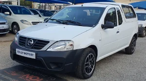 Used  2020 Nissan NP200 1.6i safety pack