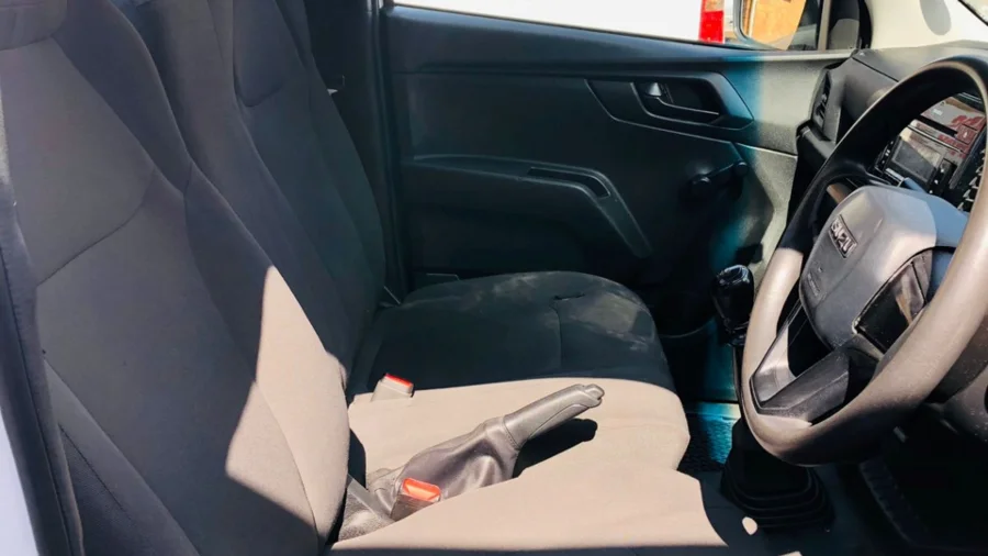 Used  2020 Isuzu D-Max 250 Fleetside chassis cab - SG Cars