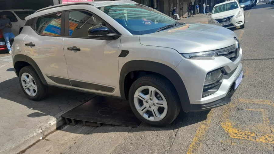 Used 2025 Renault Kiger 1.0 Life - Carmart Auto Dealer Used 2025 Renault Kiger 1.0 Life - Carmart Auto Dealer