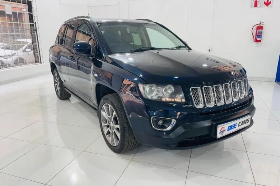 Used  2015 Jeep Compass 2.0L Limited auto - Dee Cars