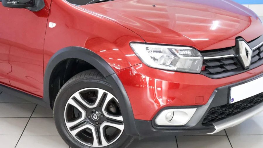 Used  2019 Renault Sandero 66kW turbo Stepway TechRoad - McCarthy VW Menlyn