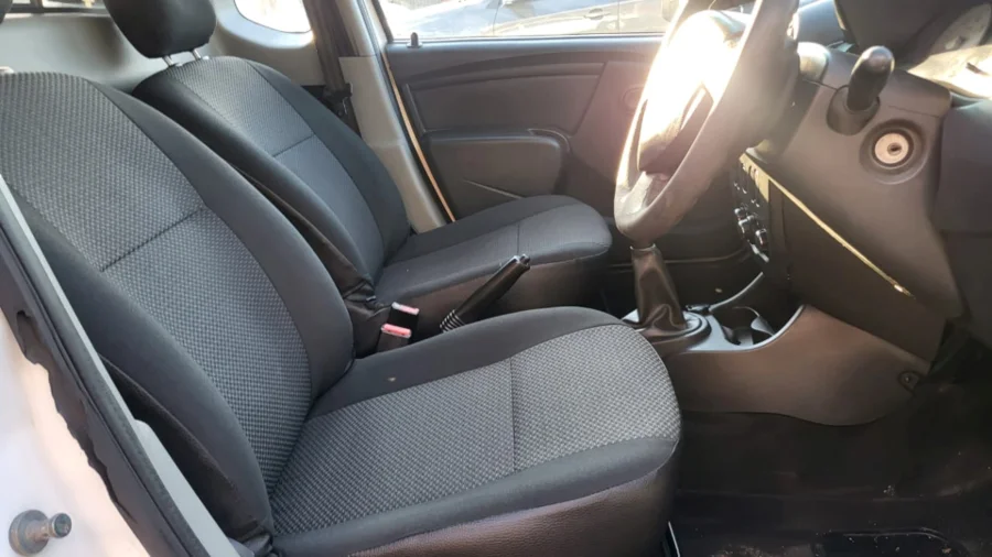 Used 2021 Nissan NP200 1.6i safety pack - Amulak Cars