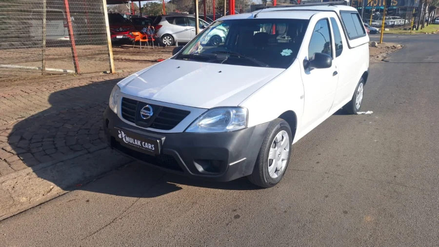 Used 2021 Nissan NP200 1.6i safety pack - Amulak Cars