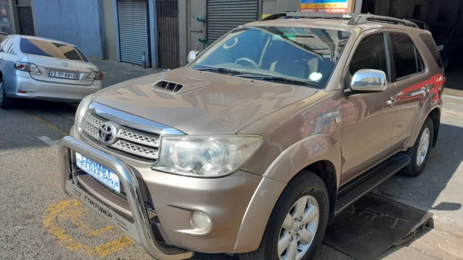 Used  2010 Toyota Fortuner 3.0D-4D 4x4 Limited auto - Carmart Auto Dealer