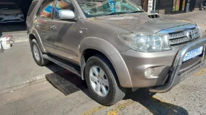 Used  2010 Toyota Fortuner 3.0D-4D 4x4 Limited auto