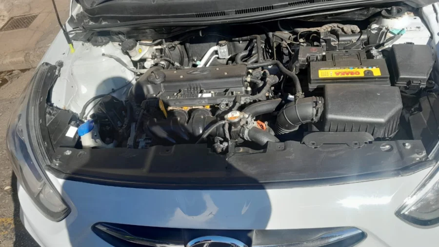 Used 2017 Hyundai Accent sedan 1.6 Fluid auto - Carmart Auto Dealer Used 2017 Hyundai Accent sedan 1.6 Fluid auto - Carmart Auto Dealer