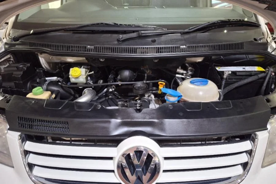 Used 2007 Volkswagen Caravelle 2.5TDI auto - Monalisa Carz Used 2007 Volkswagen Caravelle 2.5TDI auto - Monalisa Carz