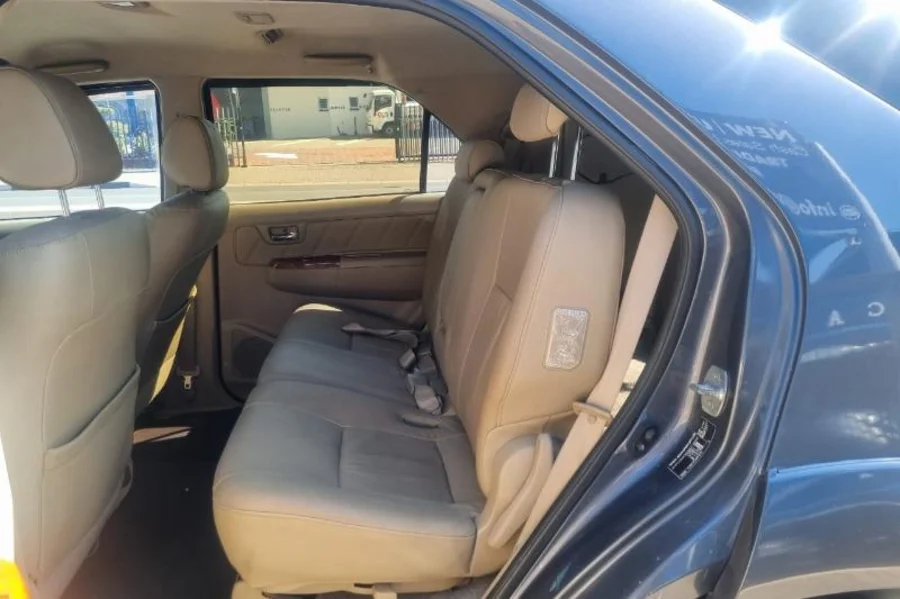 Used 2011 Toyota Fortuner 3.0D-4D - Carbase Auto Used 2011 Toyota Fortuner 3.0D-4D - Carbase Auto