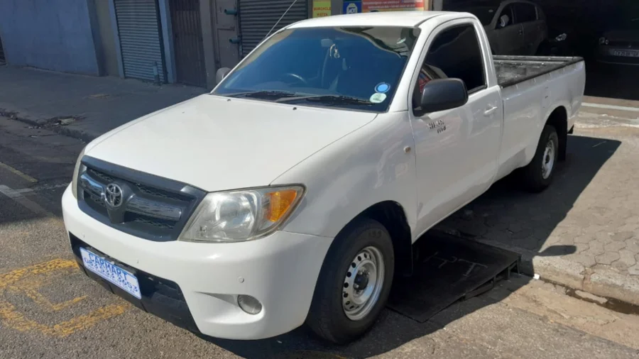 Used  2007 Toyota Hilux 2.0 - Carmart Auto Dealer