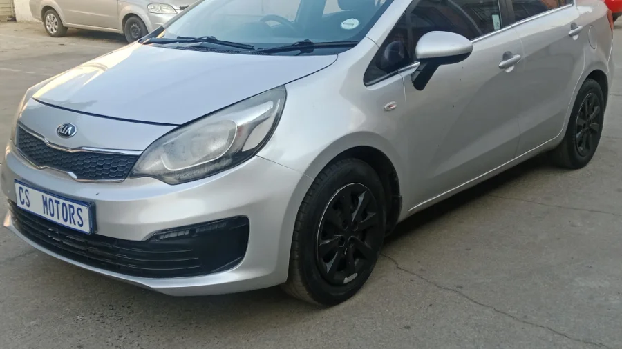 Used  2017 Kia Rio sedan 1.2 - CS Motors Used  2017 Kia Rio sedan 1.2 - CS Motors