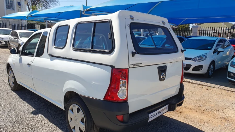 Used  2023 Nissan NP200 1.6i - Nolly Motors
