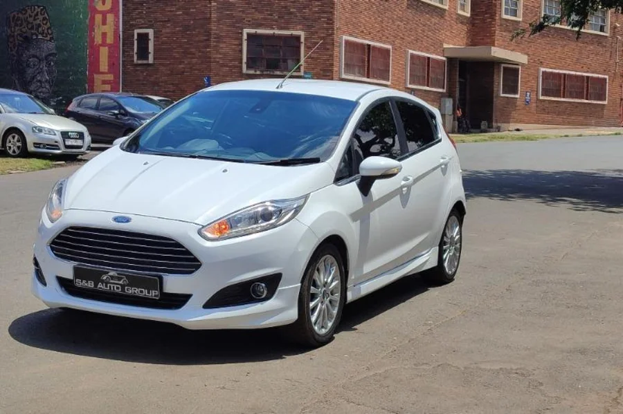 Used 2018 Ford Fiesta 5-door 1.0T Titanium auto - S and B Auto Group Used 2018 Ford Fiesta 5-door 1.0T Titanium auto - S and B Auto Group