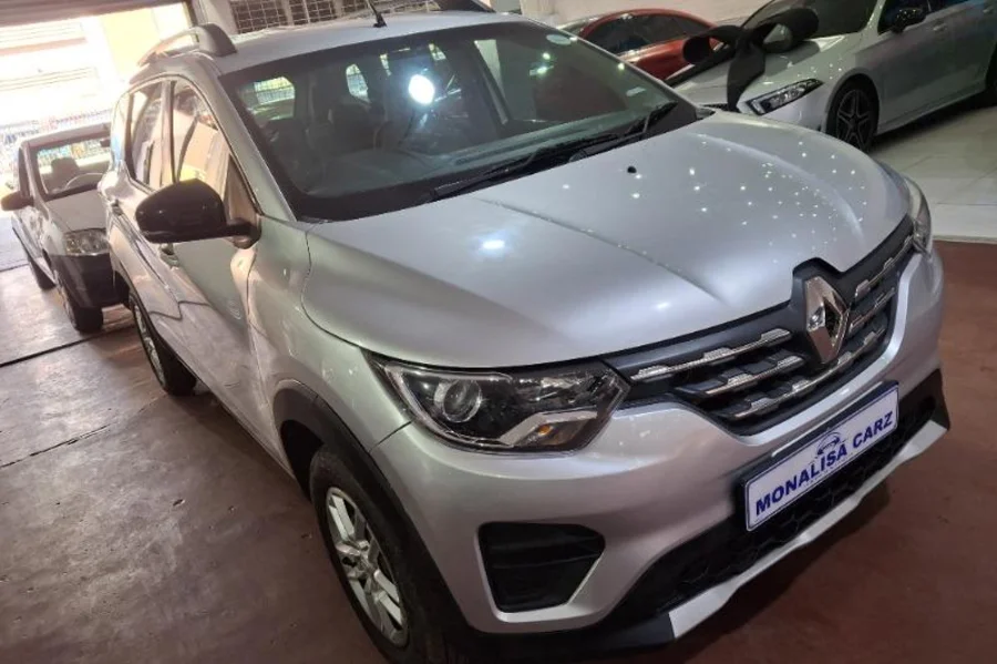 Used 2023 Renault Triber 1.0 Dynamique - Monalisa Carz Used 2023 Renault Triber 1.0 Dynamique - Monalisa Carz