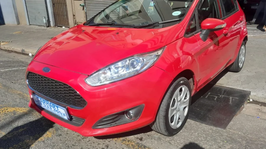 Used  2013 Ford Fiesta 5-door 1.4 Ambiente - Carmart Auto Dealer