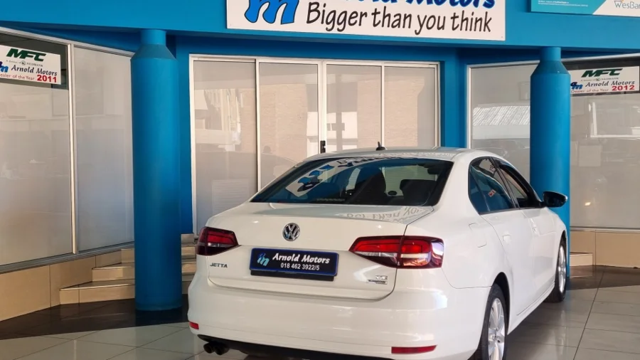 Used 2016 VW Jetta 1.4TSI Comfortline - Arnold Motors CC Used 2016 VW Jetta 1.4TSI Comfortline - Arnold Motors CC
