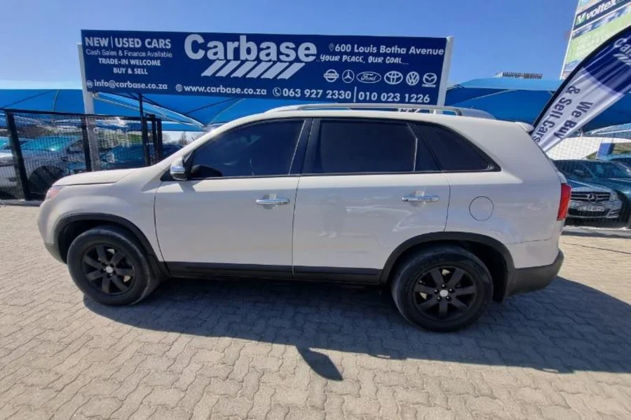 Used 2012 Kia Sorento 2.2CRDi 4WD 7-seater auto - Carbase Auto Used 2012 Kia Sorento 2.2CRDi 4WD 7-seater auto - Carbase Auto