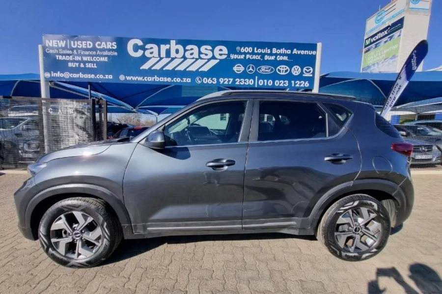 Used  2022 Kia Sonet 1.5 EX manual - Carbase Auto