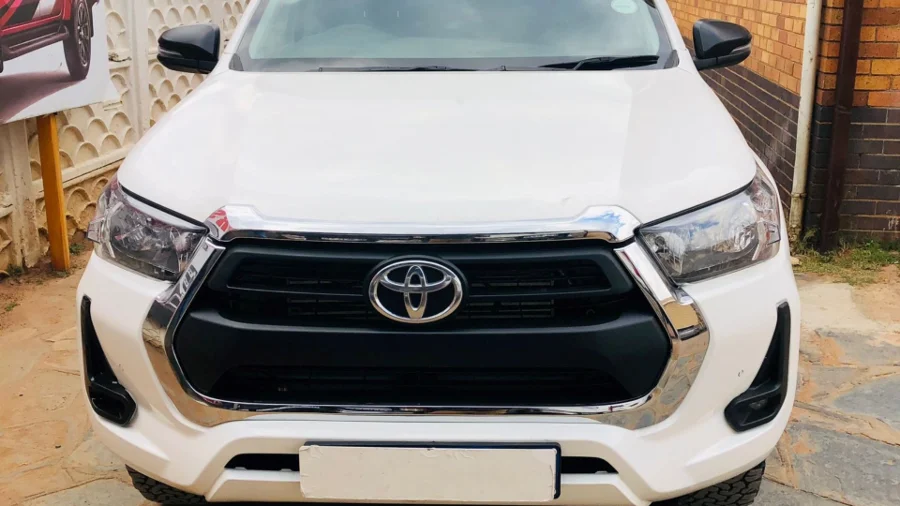 Used 2021 Toyota Hilux 2.4GD-6 double cab 4x4 Raider auto - SG Cars Used 2021 Toyota Hilux 2.4GD-6 double cab 4x4 Raider auto - SG Cars