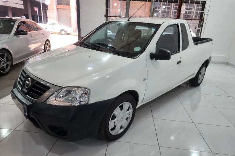 Used 2016 Nissan NP200 1.6i safety pack - GAPP Motors Used 2016 Nissan NP200 1.6i safety pack - GAPP Motors