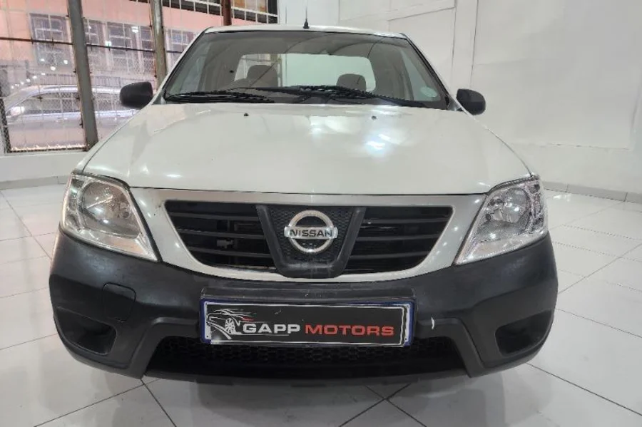 Used 2016 Nissan NP200 1.6i safety pack - GAPP Motors Used 2016 Nissan NP200 1.6i safety pack - GAPP Motors