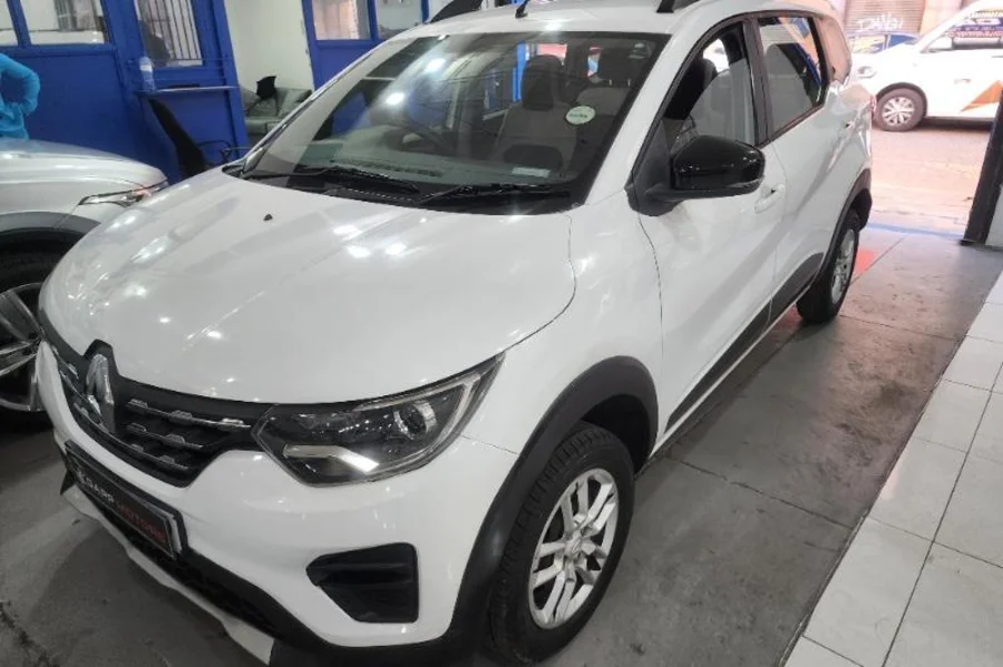 Used 2022 Renault Triber 1.0 Life - GAPP Motors Used 2022 Renault Triber 1.0 Life - GAPP Motors