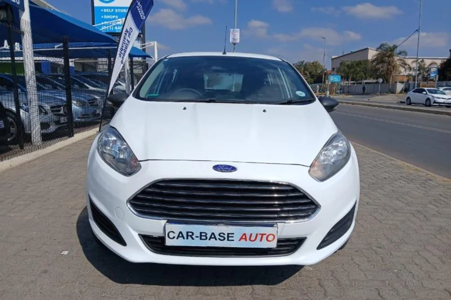 Used 2017 Ford Fiesta 1.4i 5-door - Carbase Auto Used 2017 Ford Fiesta 1.4i 5-door - Carbase Auto