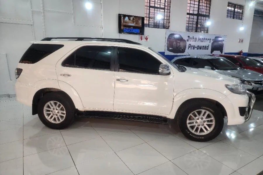 Used 2016 Toyota Fortuner 3.0D-4D auto - GAPP Motors Used 2016 Toyota Fortuner 3.0D-4D auto - GAPP Motors