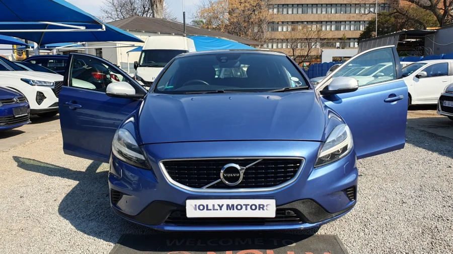 Used 2018 Volvo V40 D3 R-Design - Nolly Motors Used 2018 Volvo V40 D3 R-Design - Nolly Motors