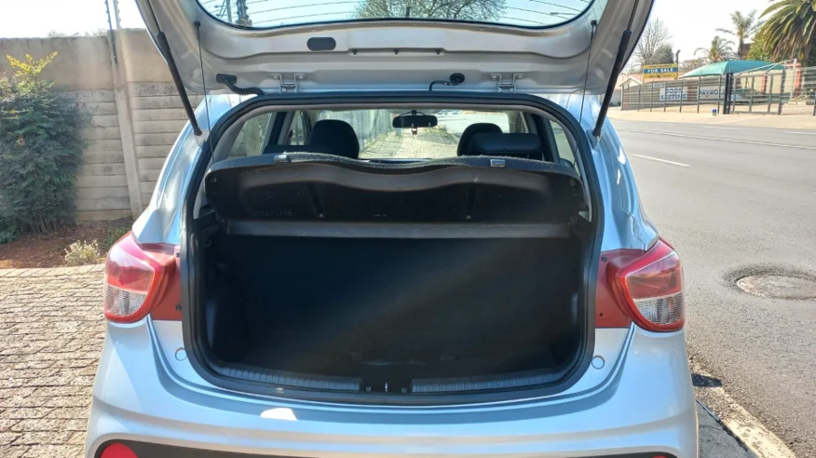 Used 2020 Hyundai Grand i10 1.0 Premium hatch - Skyview Autos Used 2020 Hyundai Grand i10 1.0 Premium hatch - Skyview Autos