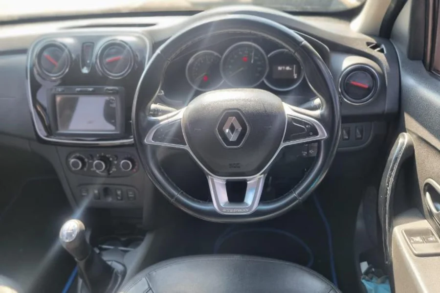 Used  2019 Renault Sandero 1.9 - Carbase Auto