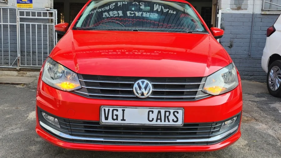 Used 2018 Volkswagen Polo sedan 1.6 Comfortline - Venture Giant Investment Used 2018 Volkswagen Polo sedan 1.6 Comfortline - Venture Giant Investment