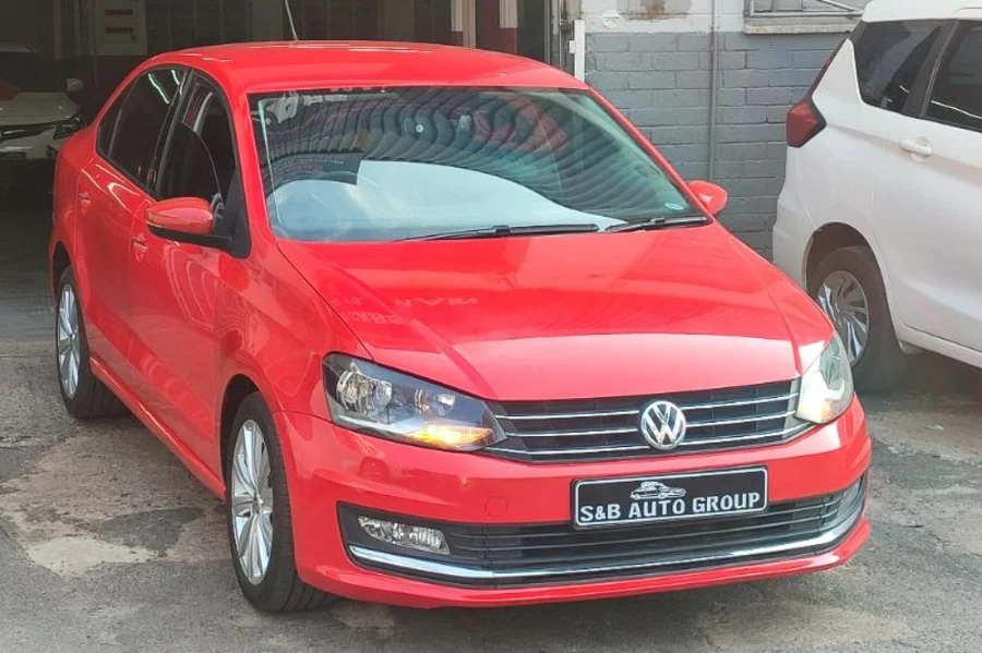 Used 2019 VW Polo sedan 1.4 Comfortline - S and B Auto Group Used 2019 VW Polo sedan 1.4 Comfortline - S and B Auto Group