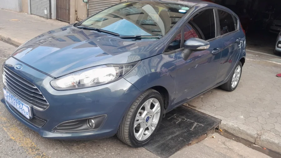 Used  2014 Ford Fiesta 5-door 1.0T Titanium auto - Carmart Auto Dealer Used  2014 Ford Fiesta 5-door 1.0T Titanium auto - Carmart Auto Dealer