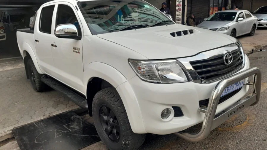 Used 2008 Toyota Hilux 3.0D-4D double cab 4x4 Raider Dakar edition auto - Carmart Auto Dealer Used 2008 Toyota Hilux 3.0D-4D double cab 4x4 Raider Dakar edition auto - Carmart Auto Dealer