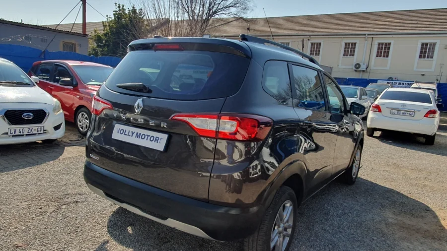 Used 2023 Renault Triber 1.0 Dynamique auto - Nolly Motors Used 2023 Renault Triber 1.0 Dynamique auto - Nolly Motors