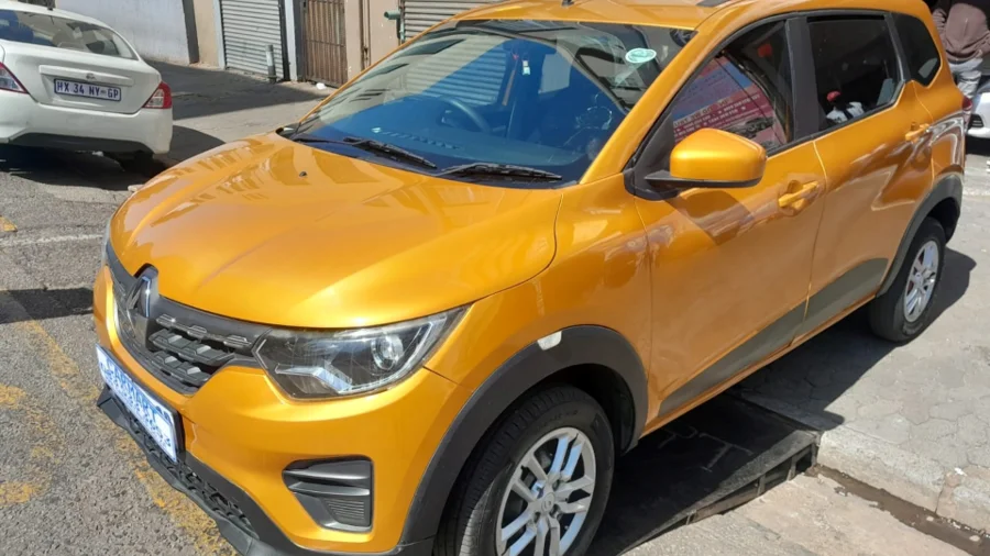 Used 2021 Renault Triber 1.0 Dynamique - Carmart Auto Dealer Used 2021 Renault Triber 1.0 Dynamique - Carmart Auto Dealer