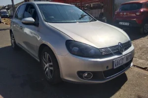 Used  2010 VW Golf R