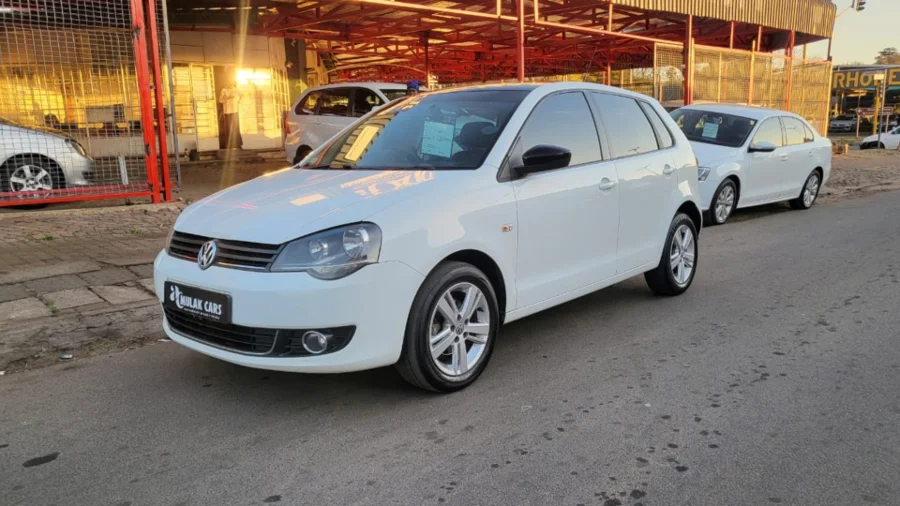 Used 2016 Volkswagen Polo Vivo 5-door 1.6 Trendline - Amulak Cars