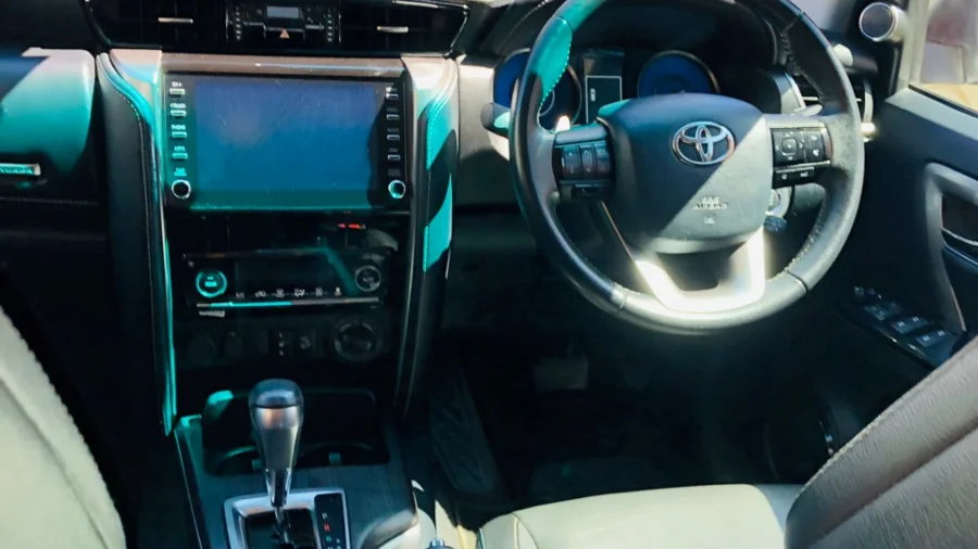 Used 2021 Toyota Fortuner 2.8GD-6 VX - SG Cars Used 2021 Toyota Fortuner 2.8GD-6 VX - SG Cars