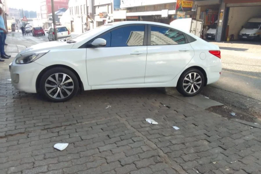 Used 2016 Hyundai Accent sedan 1.6 Fluid - Andy Auto Used 2016 Hyundai Accent sedan 1.6 Fluid - Andy Auto