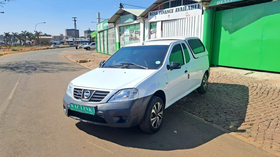 Used  2023 Nissan NP200 1.6i Stealth - Wiz Link