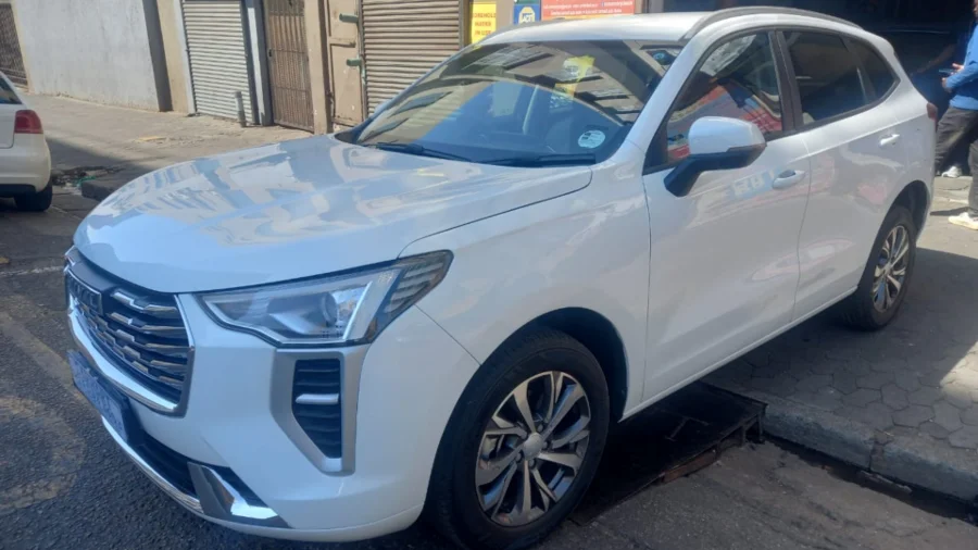 Used 2023 Haval Jolion 1.5T Luxury manual - Carmart Auto Dealer Used 2023 Haval Jolion 1.5T Luxury manual - Carmart Auto Dealer