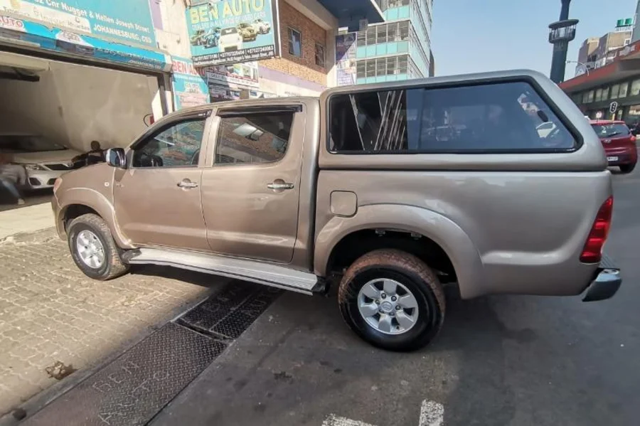 Used  2008 Toyota Hilux 2.7 double cab S - Ben Auto