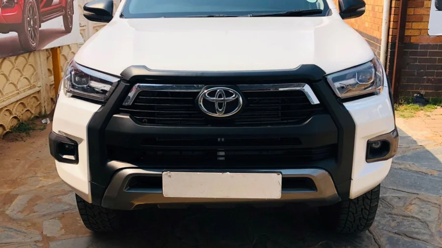 Used  2021 Toyota Hilux 2.4GD-6 double cab Raider manual - SG Cars
